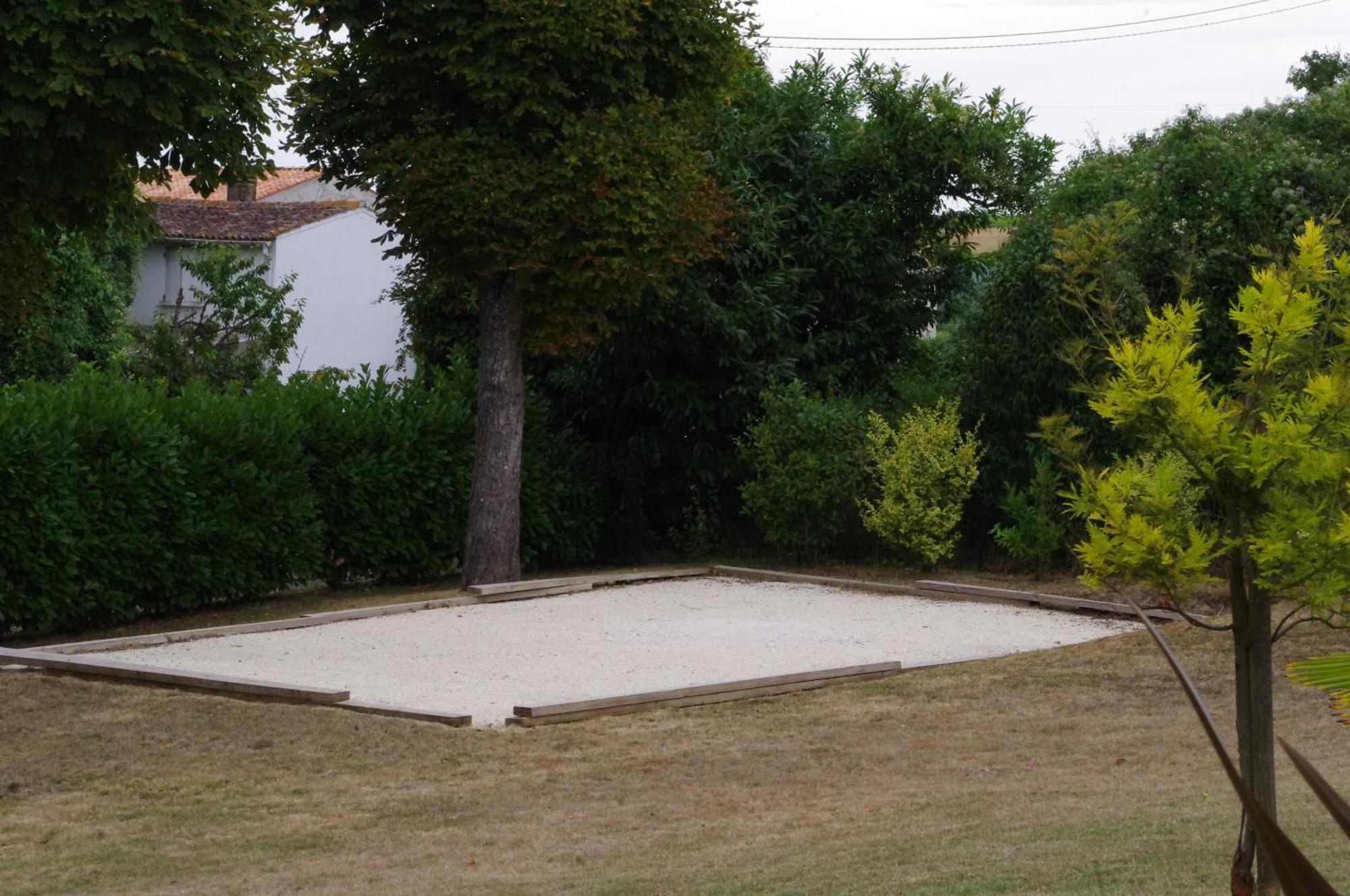 Le Clos Des Oiseaux Saintes Exterior foto